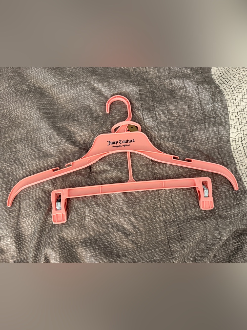 Juicy Couture Hanger Pink California Logo Plastic 2 Piece Shirt Pants Shorts New